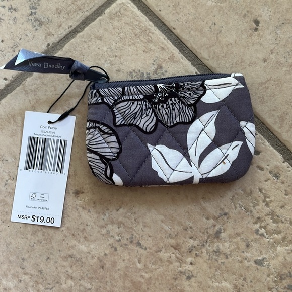 Vera Bradley coin purse with front pocket - Picture 2 of 2